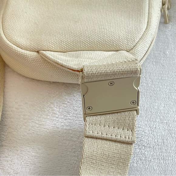 Mignonne Gavigan x STATE Bags Fanny Pack *RARE* - Picture 6 of 13